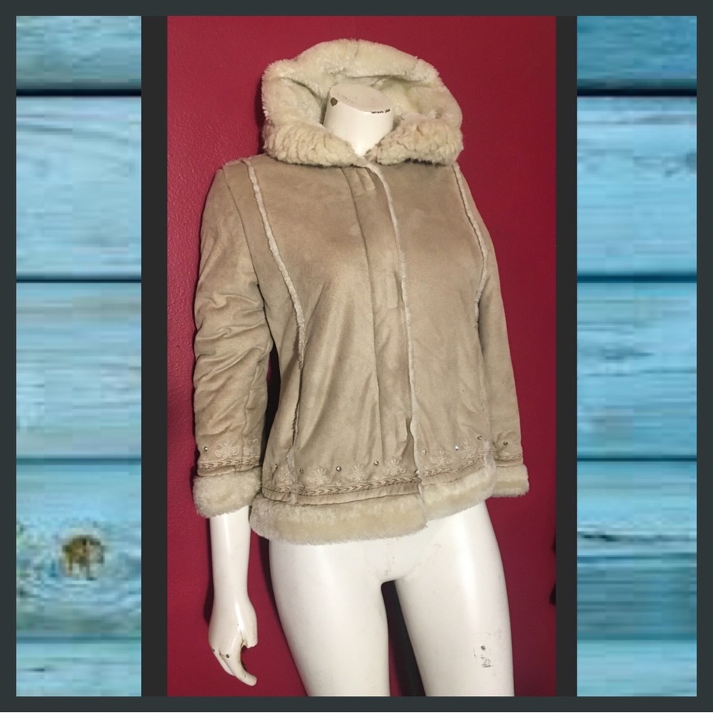 Big chill faux suede hoodie w embroidery, size M
